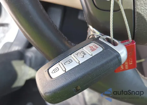 2012 Hyundai Genesis 3.8 z USA, uszkodzony, nr VIN KMHGC4DD2CU161520